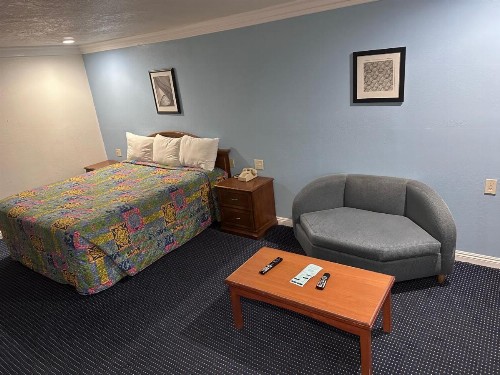 Willow Tree Lodge - image 26