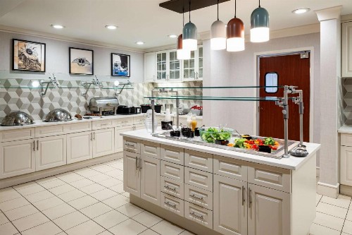 Homewood Suites by Hilton Gainesville - image 7