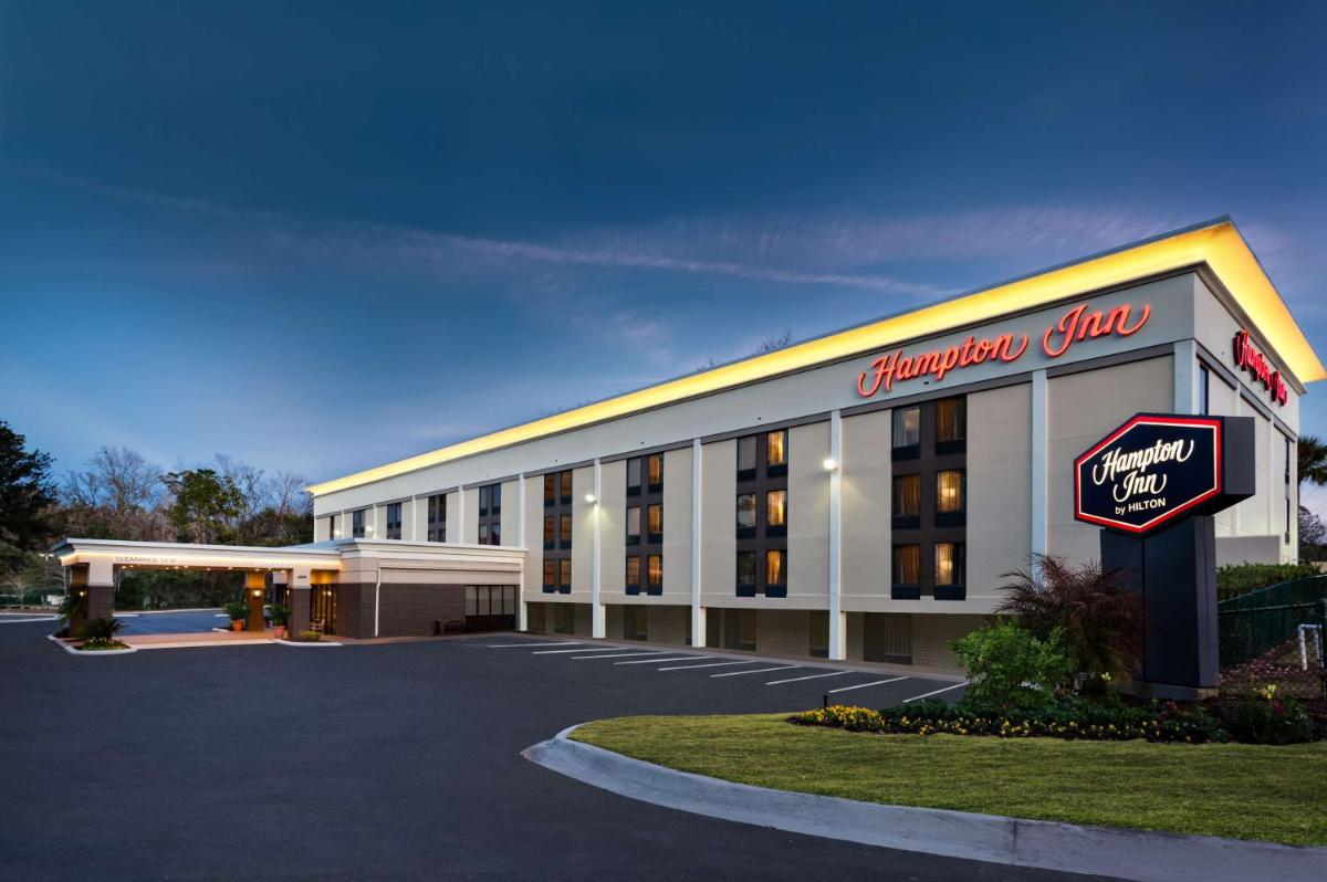 Hampton Inn Gainesville - image 3