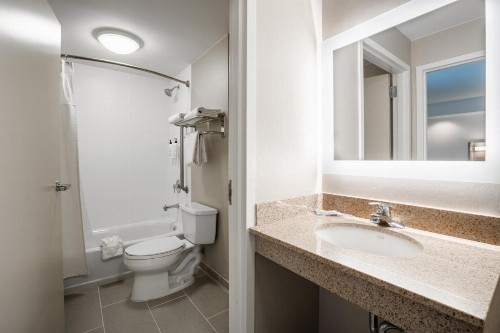 SpringHill Suites Gainesville - image 18