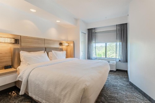 SpringHill Suites Gainesville - image 26