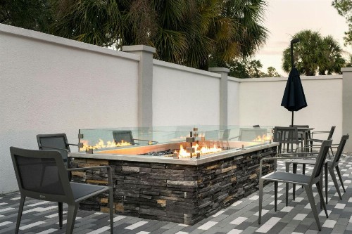 Courtyard Gainesville - image 19