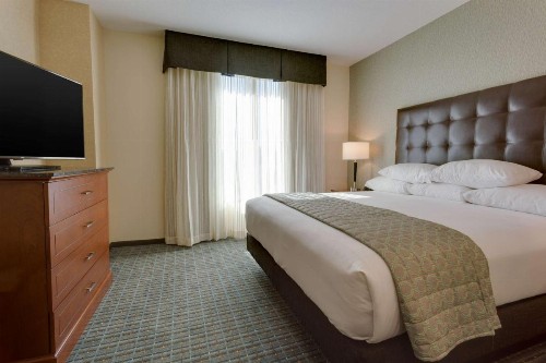 Drury Inn & Suites Gainesville - image 10