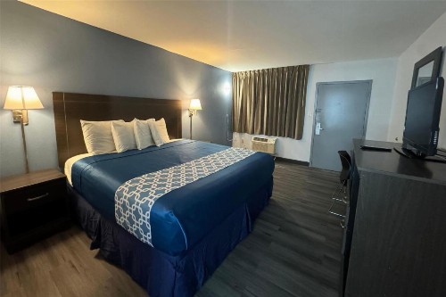 Econo Lodge University - image 1