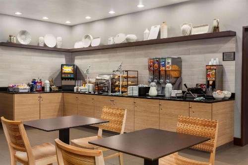 Country Inn & Suites by Radisson Gainesville FL - image 15