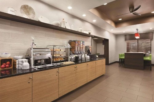 Country Inn & Suites by Radisson Gainesville FL - image 17