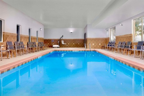 Country Inn & Suites by Radisson Gainesville FL - image 3