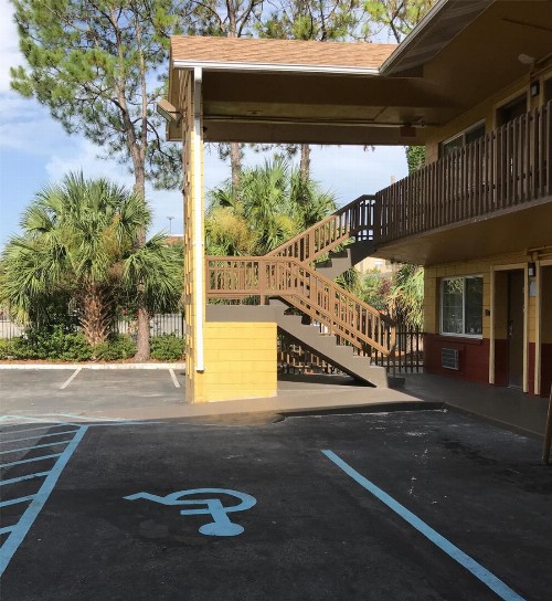 Gainesville Lodge - image 10