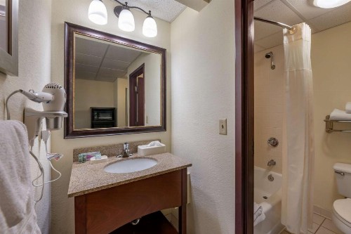 Best Western Gateway Grand - image 30