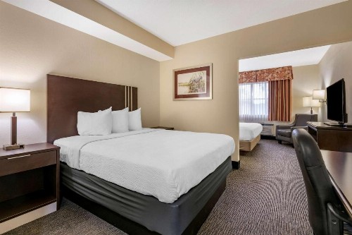 Best Western Gateway Grand - image 35