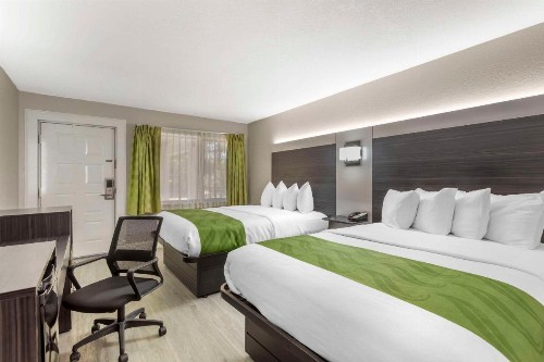 Quality Inn University - image 31