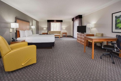 Days Inn by Wyndham Gainesville Florida - image 13