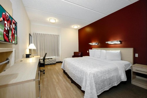 Red Roof Inn PLUS + Gainesville - image 34