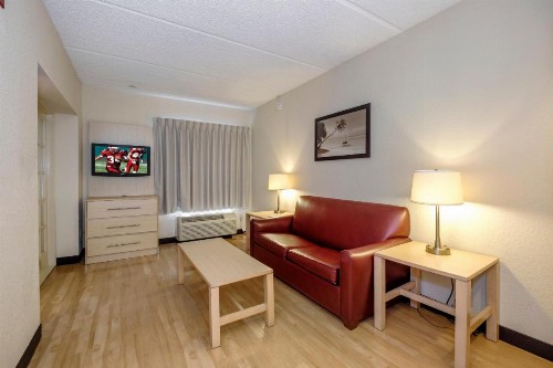 Red Roof Inn PLUS + Gainesville - image 48