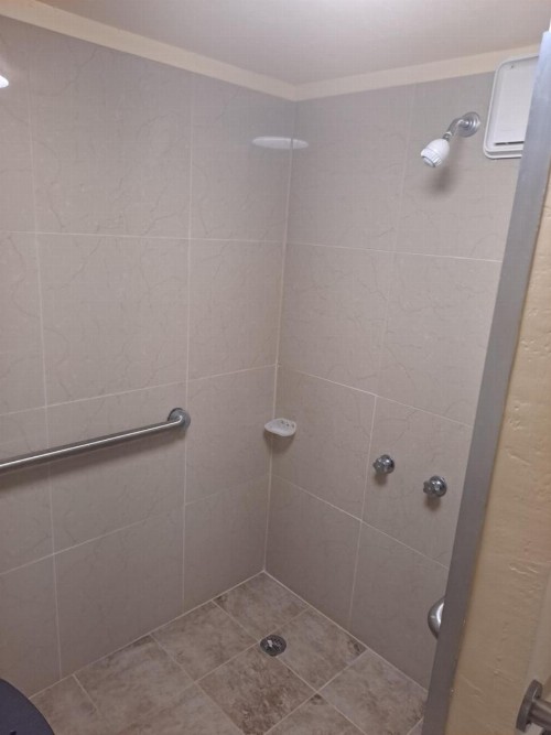 Days Inn by Wyndham Gainesville University - image 2