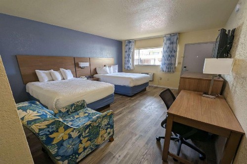 Days Inn by Wyndham Gainesville University - image 3