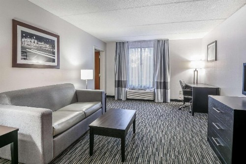 Comfort Inn University Gainesville - image 21