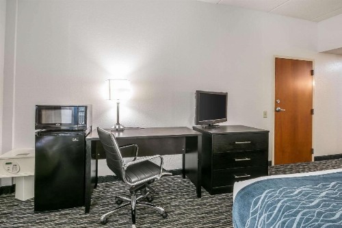 Comfort Inn University Gainesville - image 24