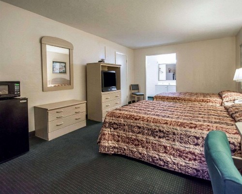 Rodeway Inn Gainesville - University Area - image 22