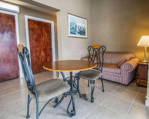 Rodeway Inn Gainesville - University Area - image 9