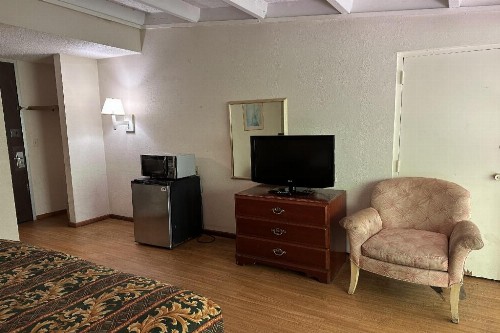 Knights Inn Gainesville - image 15