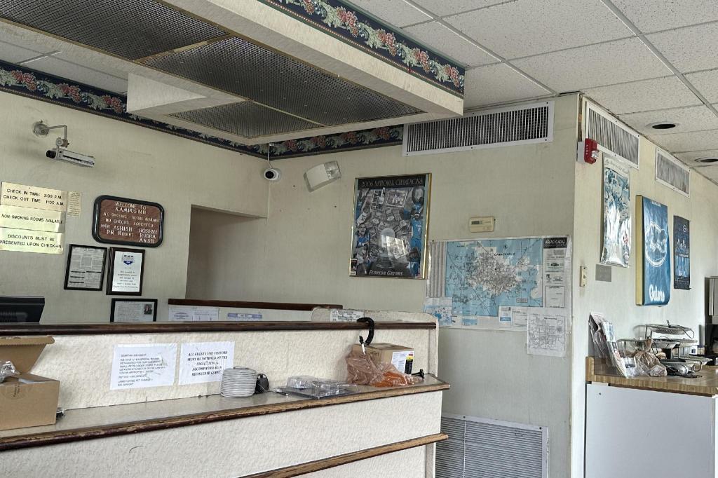 Knights Inn Gainesville - image 3