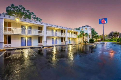 Motel 6 Gainesville