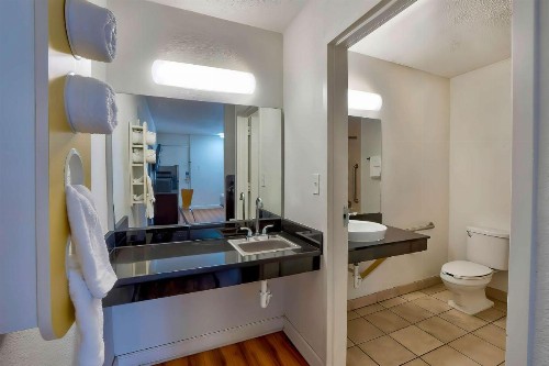 Motel 6-Gainesville FL - image 49