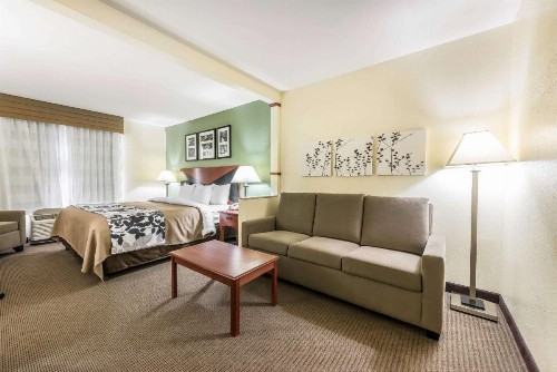 Sleep Inn & Suites University/Shands - image 32