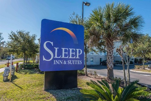 Sleep Inn & Suites University/Shands - image 5
