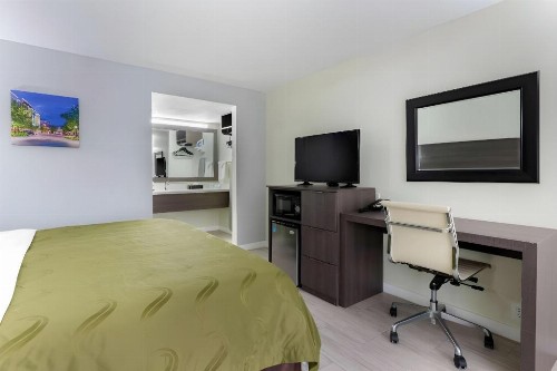 Quality Inn University North I-75 - image 19