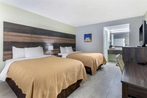 Quality Inn University North I-75 - image 31