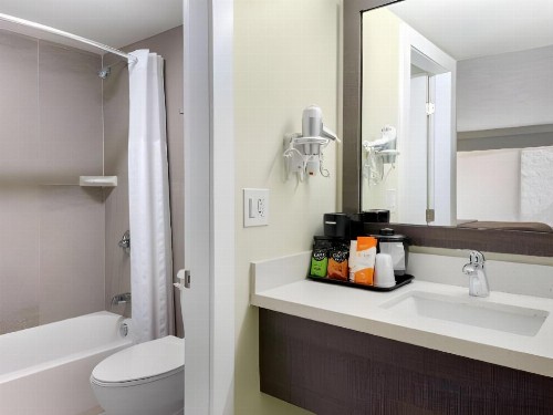 Quality Inn University North I-75 - image 33