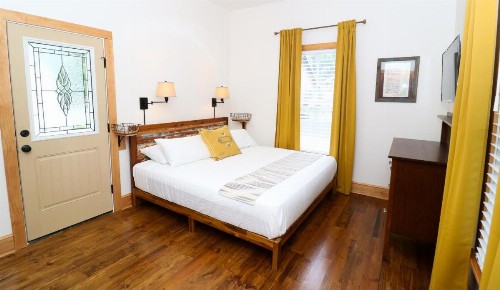 Sweetwater Branch Inn - image 12