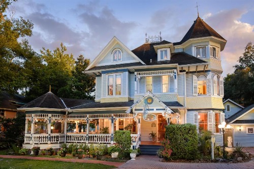 Sweetwater Branch Inn - image 2