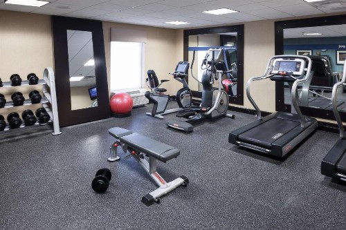 Hampton Inn Suites - Gainesville Downtown - image 16