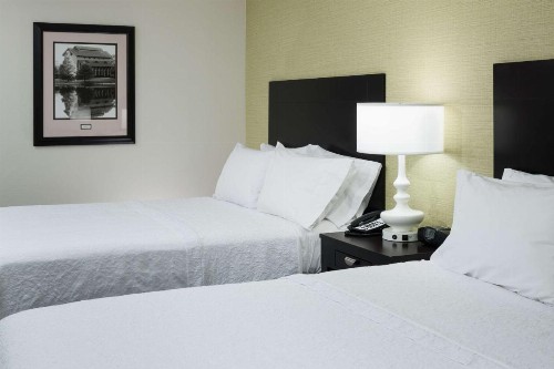 Hampton Inn Suites - Gainesville Downtown - image 24