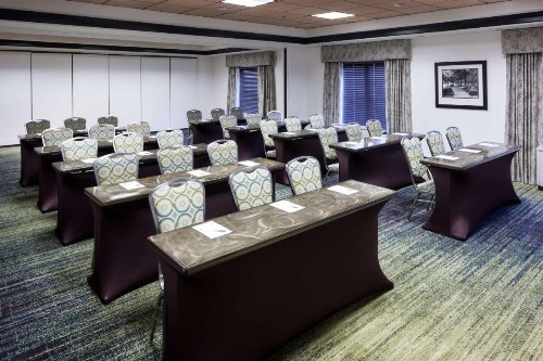 Hampton Inn Suites - Gainesville Downtown - image 35