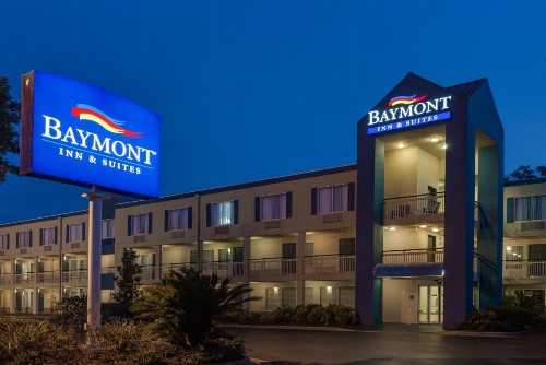 Baymont by Wyndham Gainesville - image 10