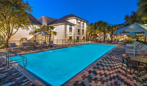DoubleTree by Hilton Gainesville - image 10