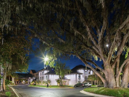 DoubleTree by Hilton Gainesville - image 2