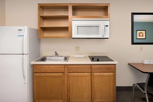 WoodSpring Suites Gainesville I-75 - image 5