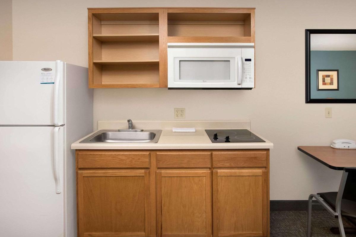 WoodSpring Suites Gainesville I-75 - image 5