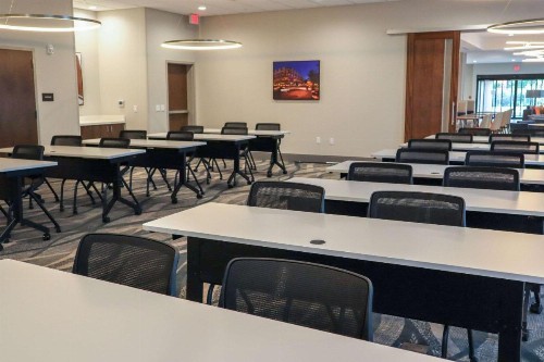 Comfort Suites Gainesville Near University - image 35