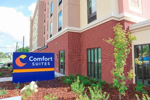 Comfort Suites Gainesville Near University - image 45