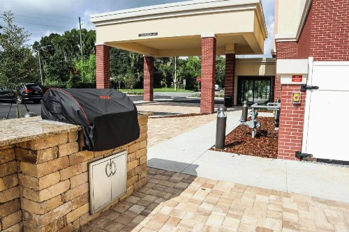 Comfort Suites Gainesville Near University - image 48