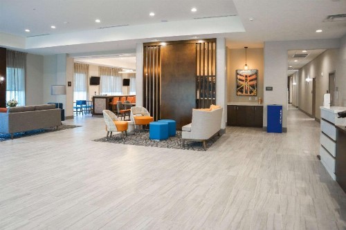 Comfort Suites Gainesville Near University - image 5