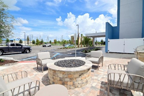 Comfort Suites Gainesville Near University - image 50