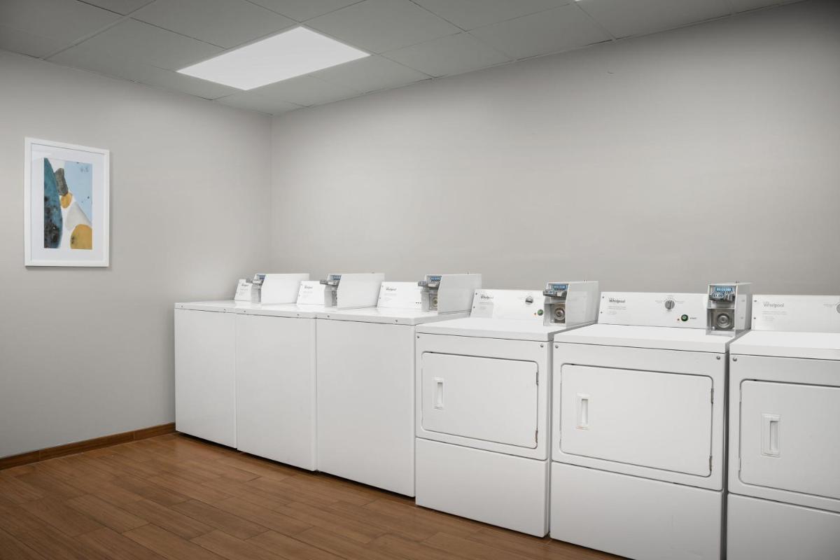 TownePlace Suites by Marriott Gainesville Northwest - image 4