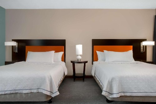 Home2 Suites By Hilton Gainesville - image 10